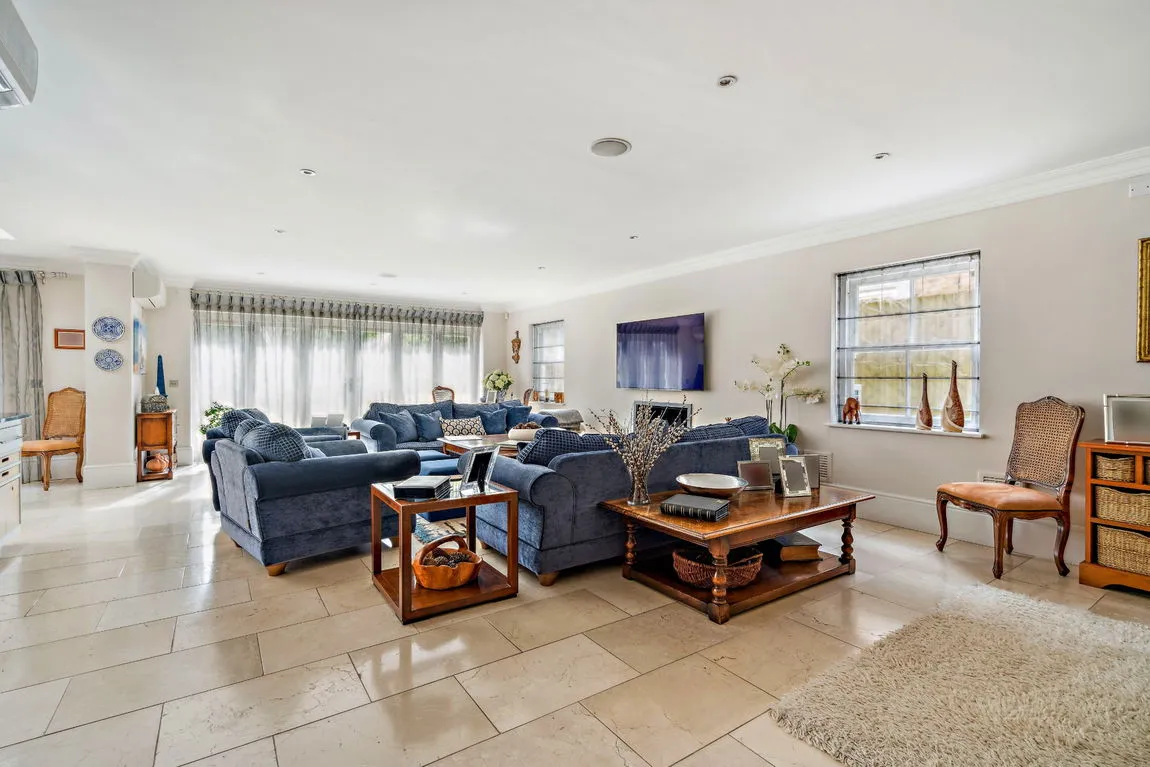 Shire Lane, Chorleywood, WD3, photo 5