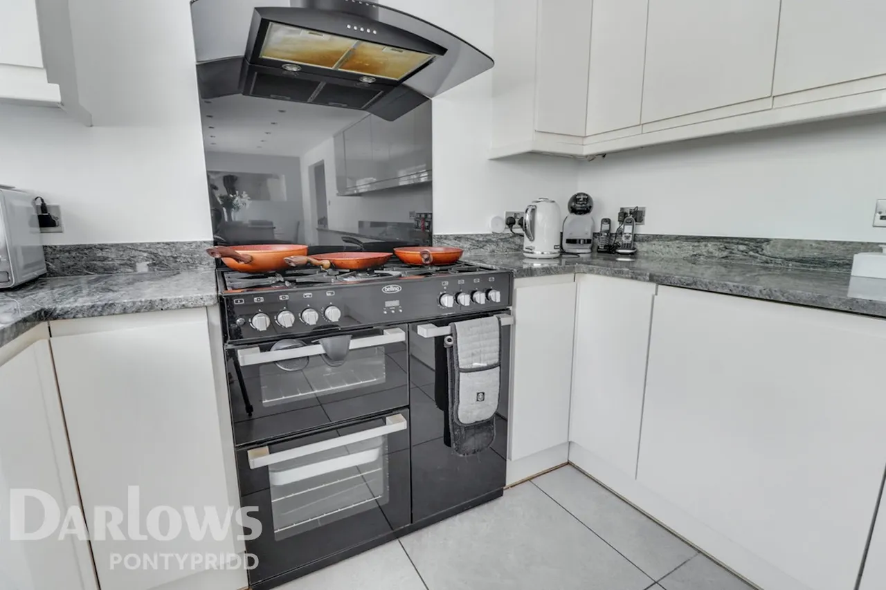 Rhydyfelin, Pontypridd, photo 12