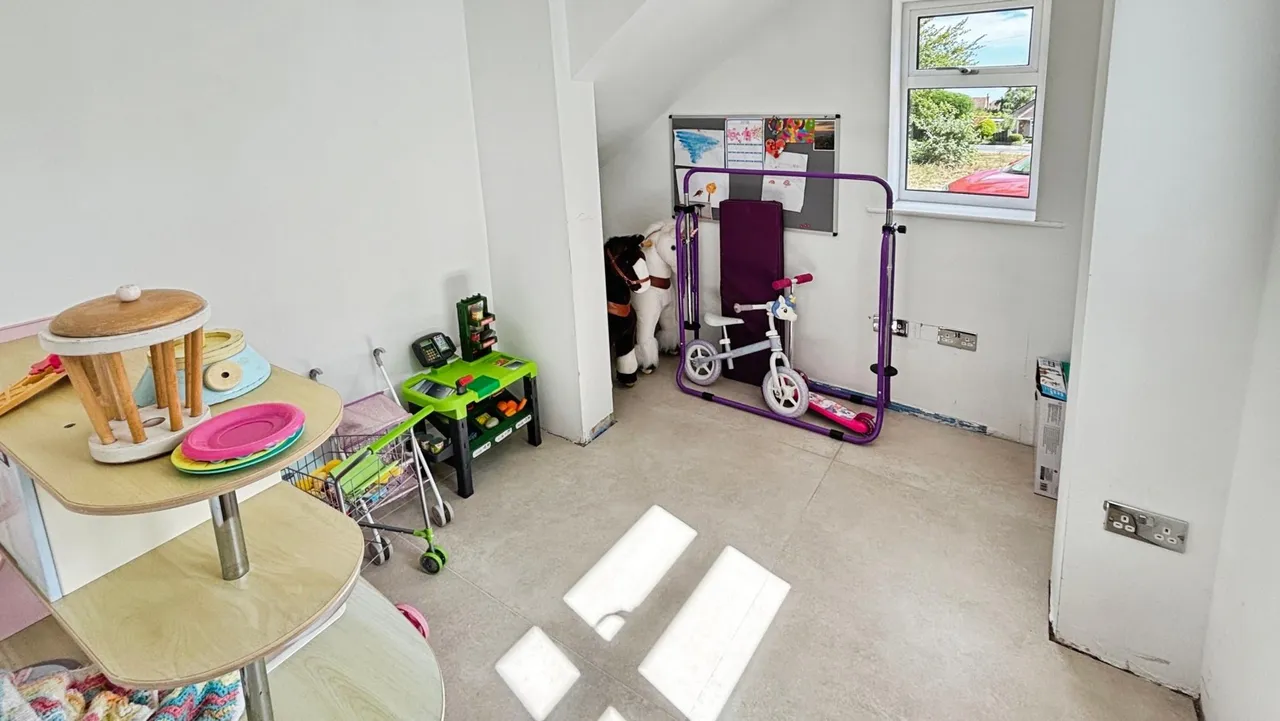 Lincoln Road, Branston, LN4, photo 12