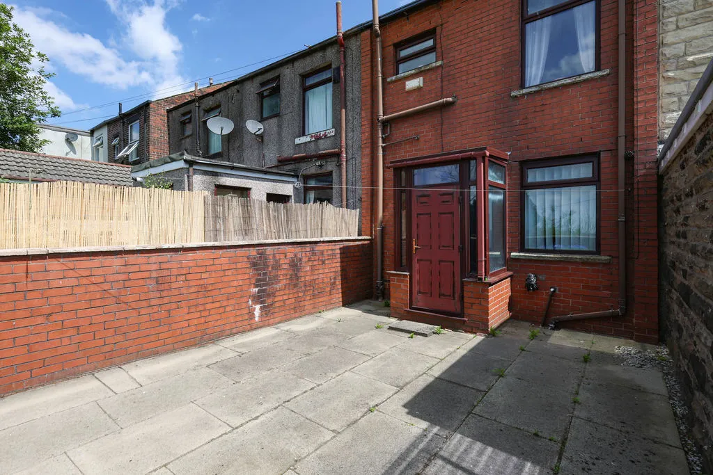 Whitworth Road, Rochdale OL12 6HB, photo 8