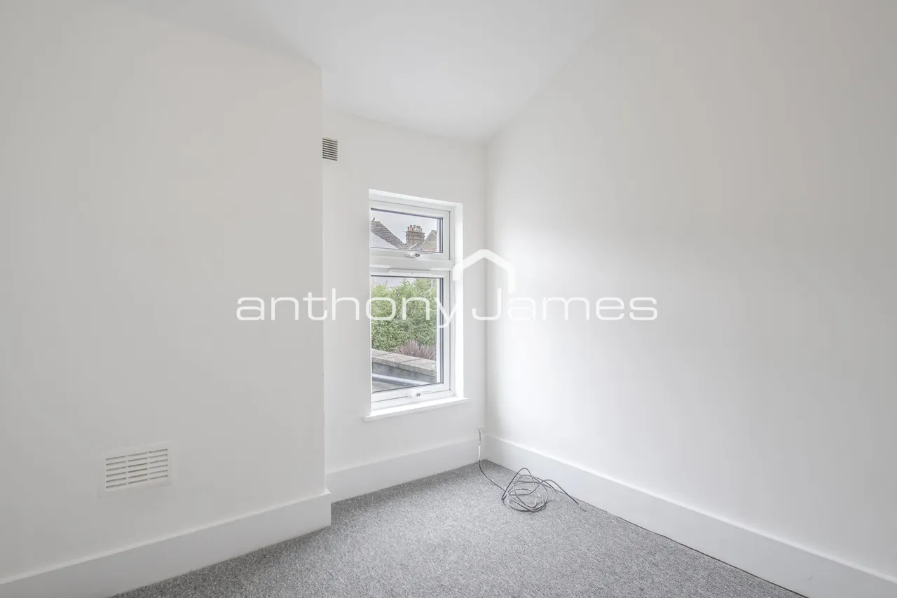 Coxwell Road, London, photo 10