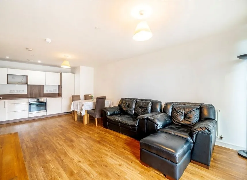 Booth Road, Royal Wharf, E16, photo 4