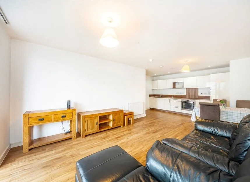 Booth Road, Royal Wharf, E16, photo 9