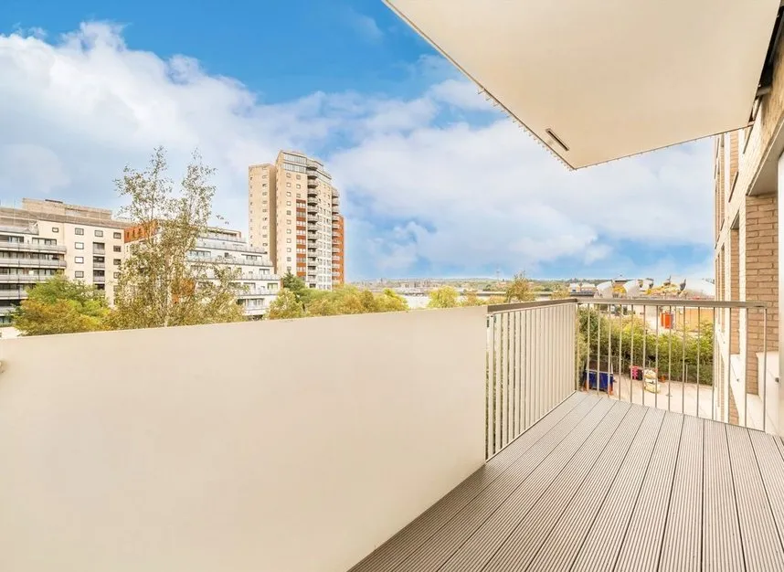 Booth Road, Royal Wharf, E16, photo 10