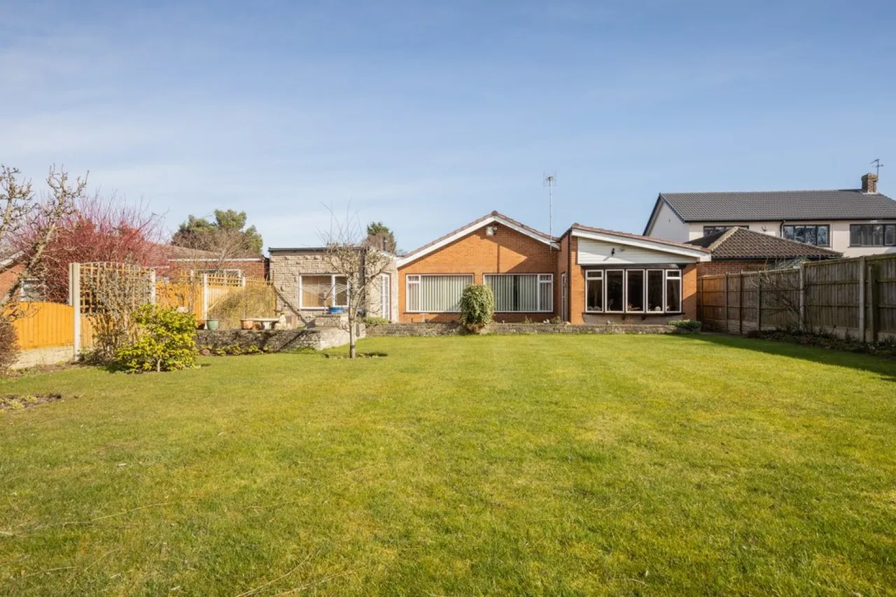 Paddock Close, Castle Donington, photo 2