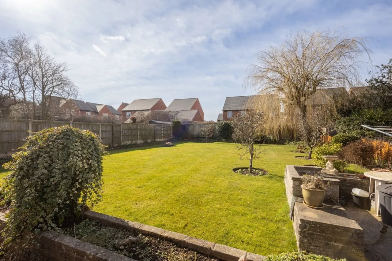 Paddock Close, Castle Donington, photo 4