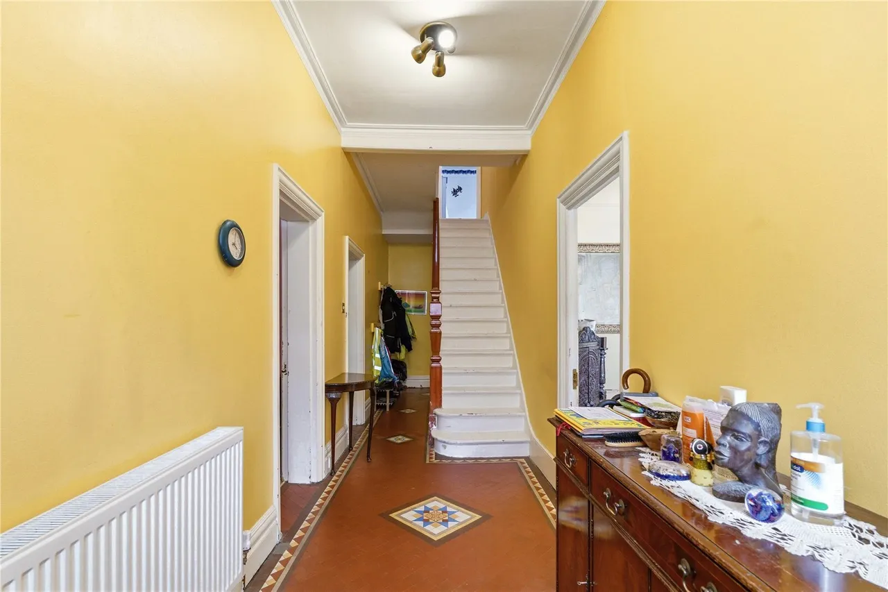 Fernwood Avenue, London, SW16, photo 7