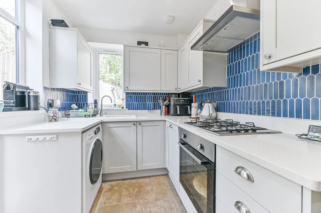 2a Wharncliffe Gardens, London, photo 2