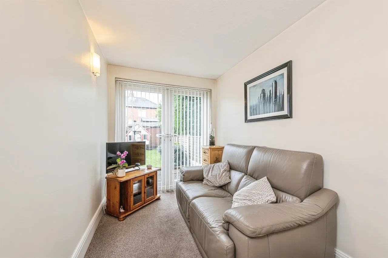 Kirkgate, Hanging Heaton, Batley, photo 6