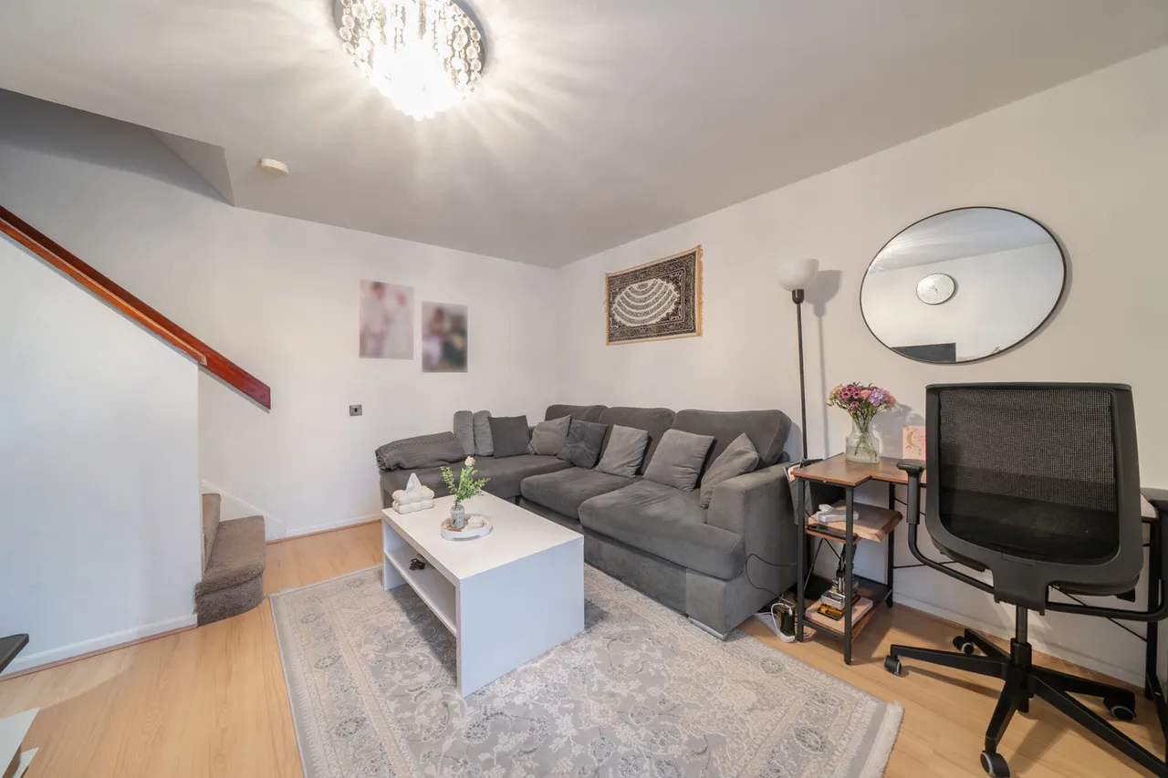Newcombe Rise, Yiewsley, UB7, photo 12