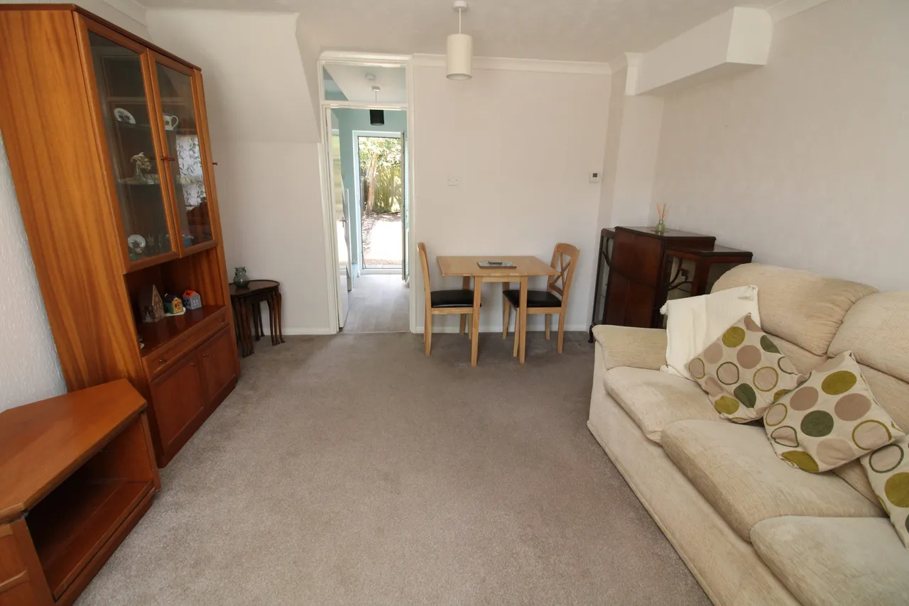 Crediton Close, Bedford, Bedford, MK40 3DU, photo 5