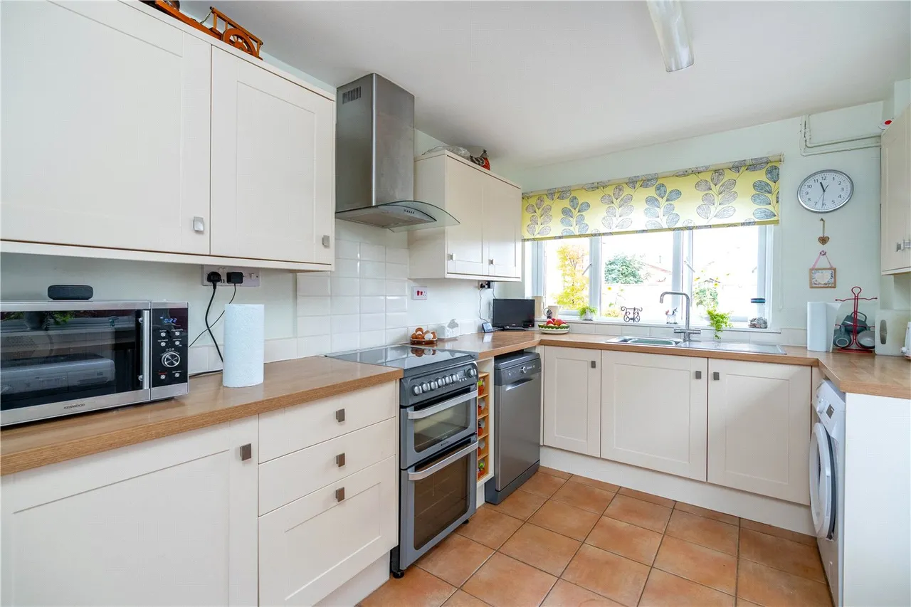 Waterton Close, Deeping St. James, Peterborough, Lincolnshire, PE6, photo 3