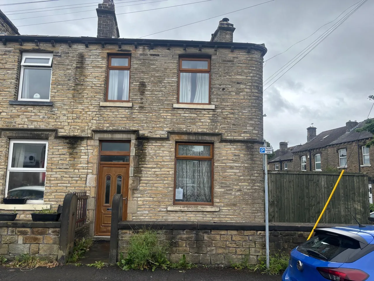 2 bed house for sale — Eldon Road, Huddersfield