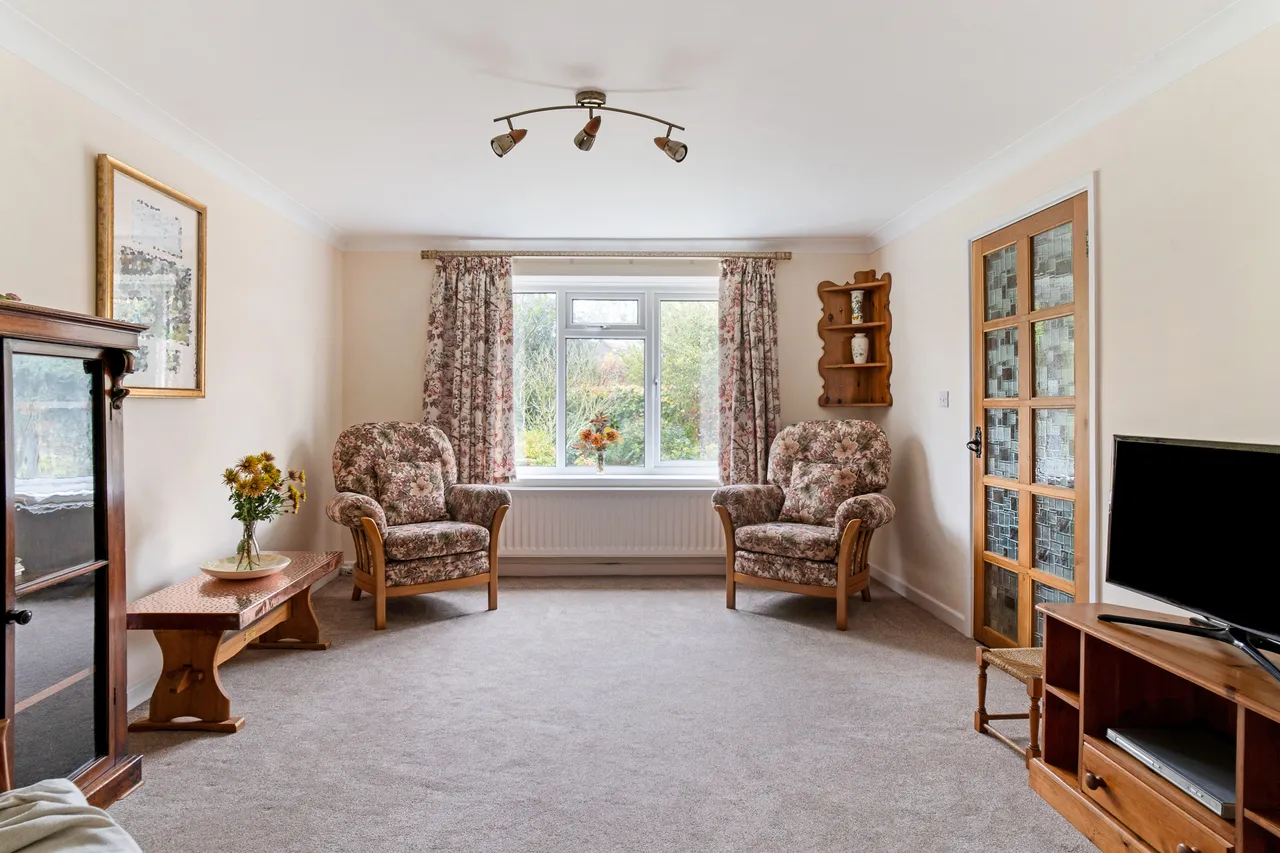 Hankerton, Malmesbury, SN16, photo 2