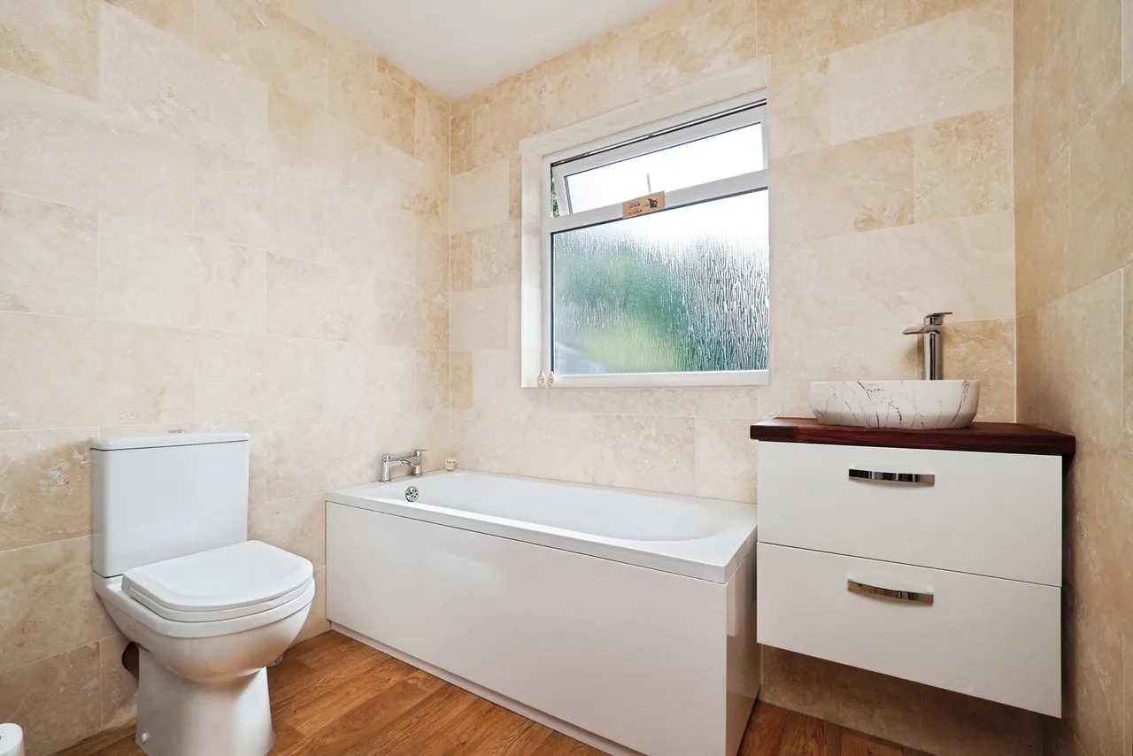 Arleston Drive, Wollaton, Nottingham, NG8, photo 13