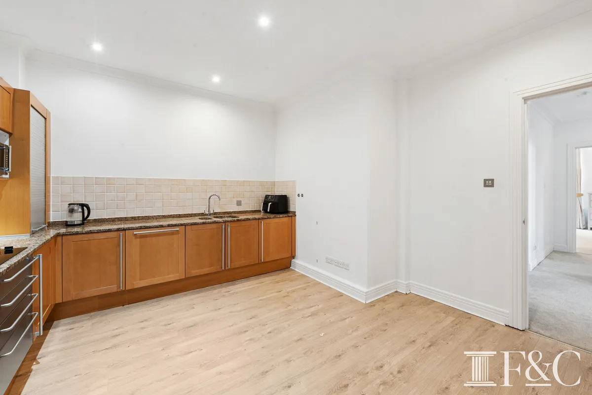 Somerville Avenue, London, SW13, photo 7