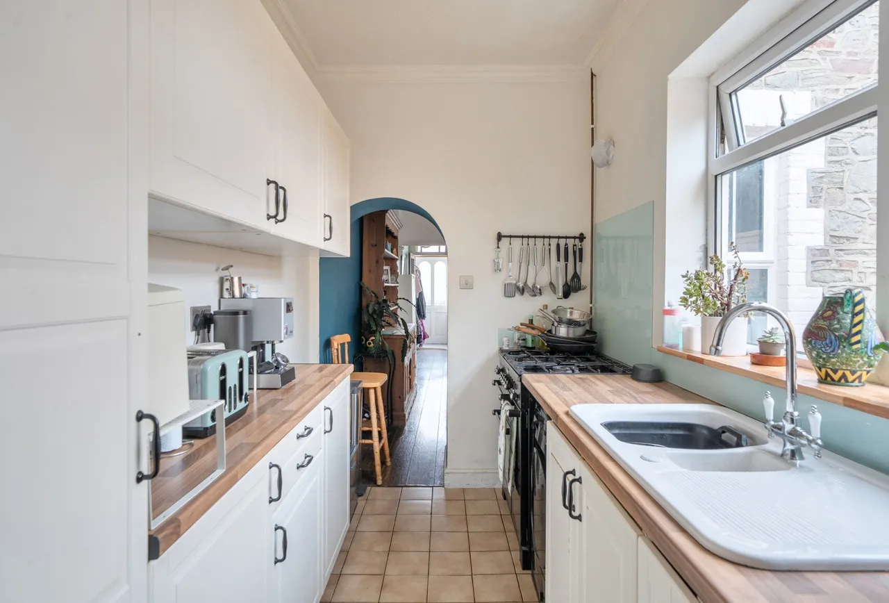 Poplar Road, Gloucestershire, Warmley, BS30 5JU, photo 7