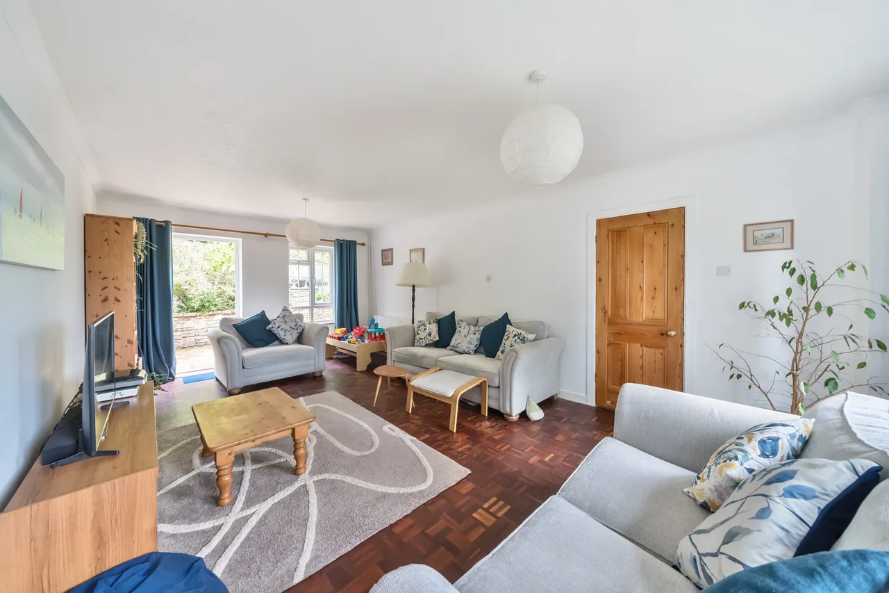 Stoatley Rise, Haslemere, GU27, photo 4
