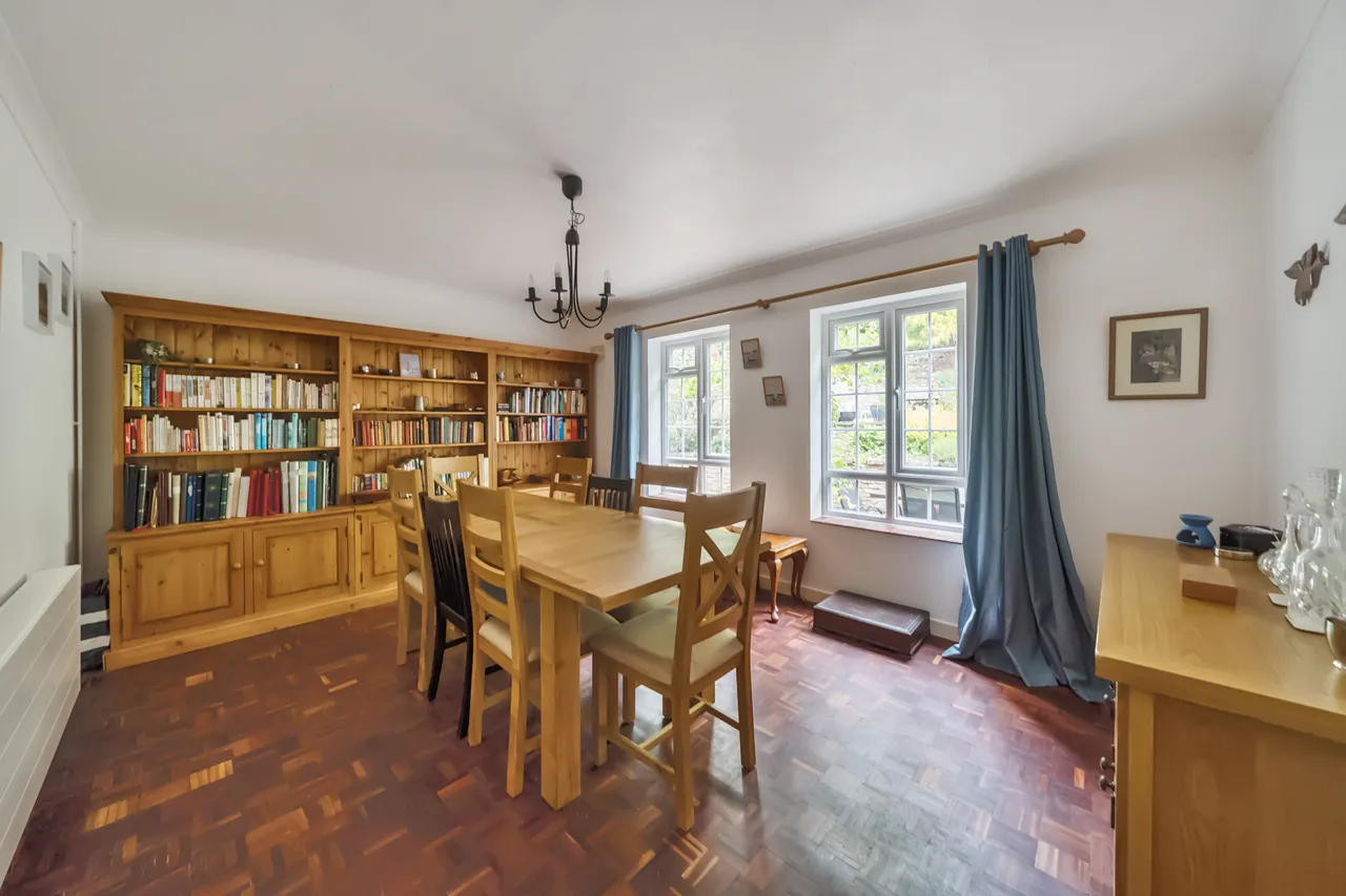 Stoatley Rise, Haslemere, GU27, photo 5