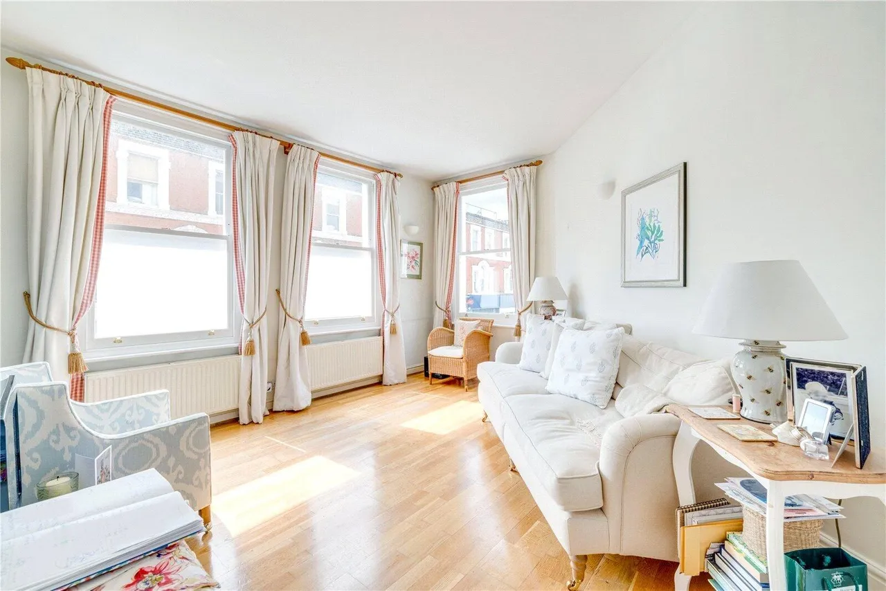 2 bed flat for sale, Shorrolds Road, Fulham, SW6