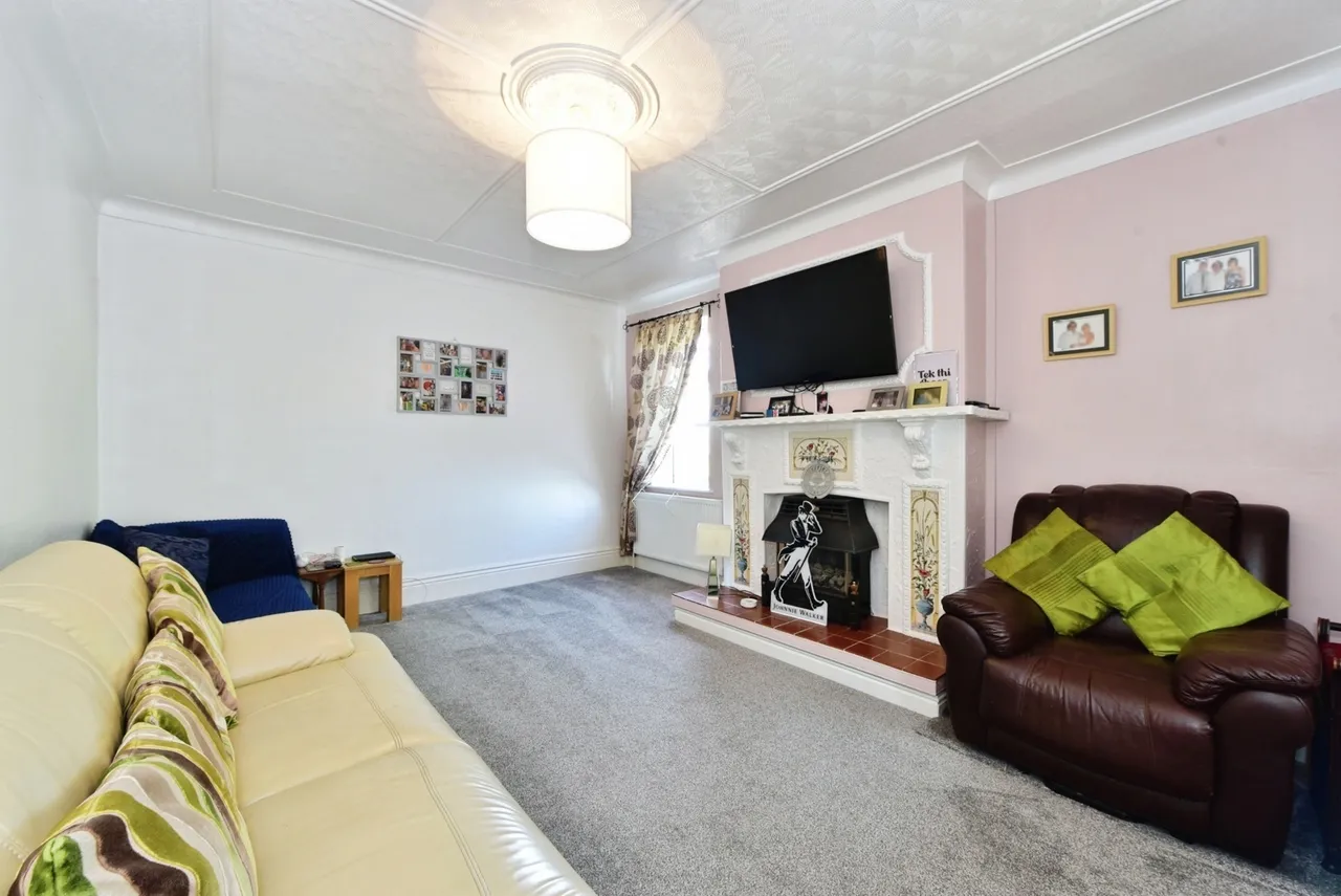 Birley Lane, Sheffield, South Yorkshire, S12, photo 3