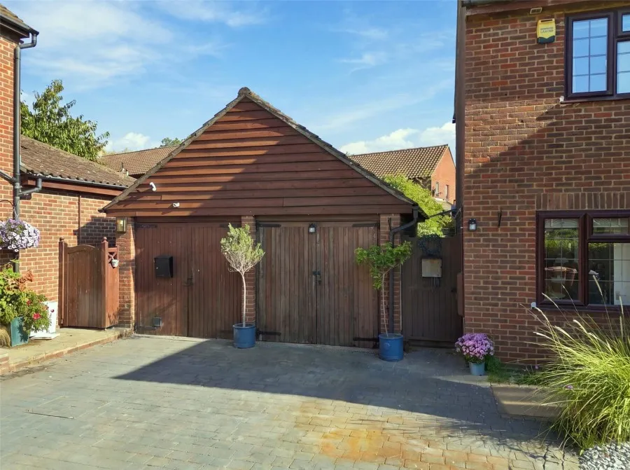 with 3 bedrooms in Bishop's Stortford, CM23, photo 12