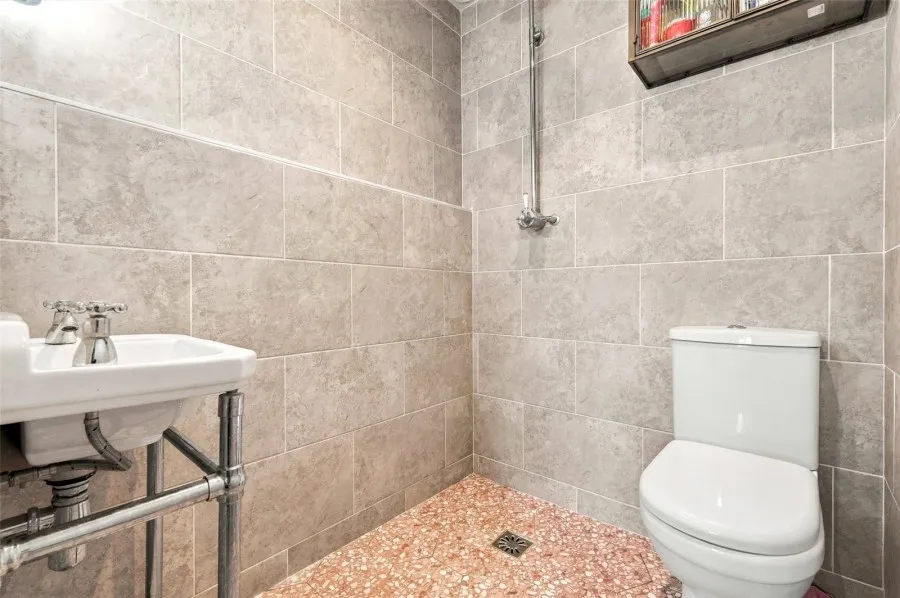 with 3 bedrooms in Bishop's Stortford, CM23, photo 23