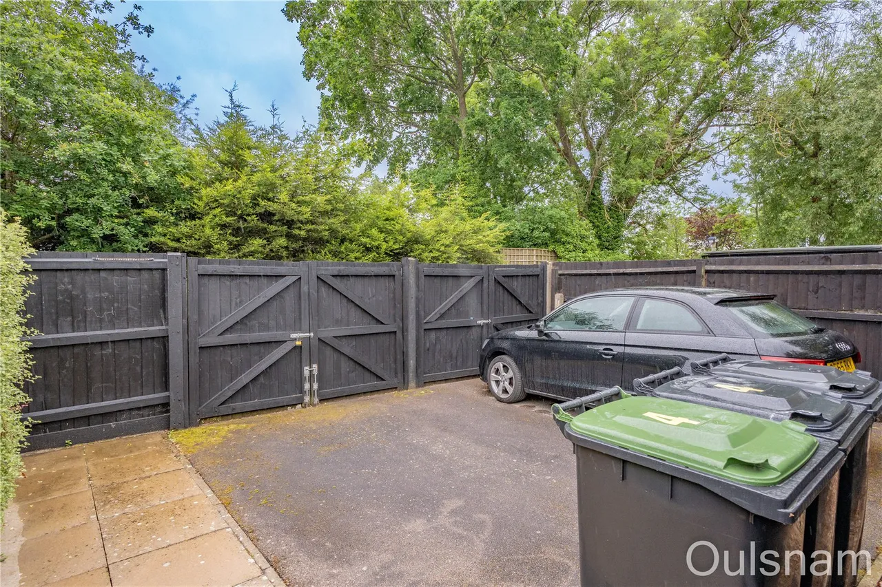 Woodpecker Close, Alvechurch, Birmingham, Worcestershire, B48 7SW, photo 2