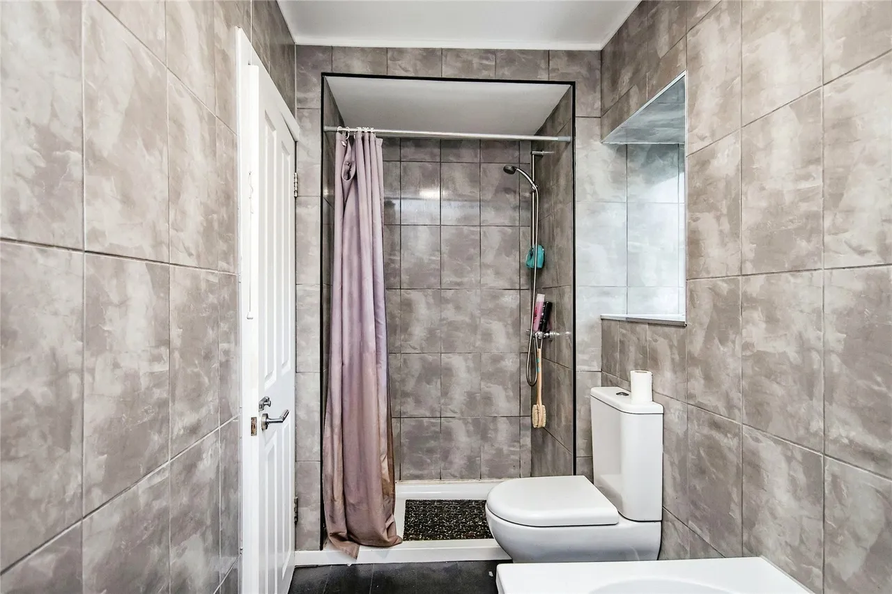 Queens Terrace, Cardigan, SA43, photo 11