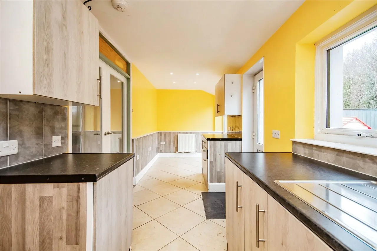 Queens Terrace, Cardigan, SA43, photo 5