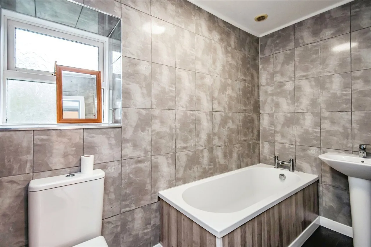 Queens Terrace, Cardigan, SA43, photo 7