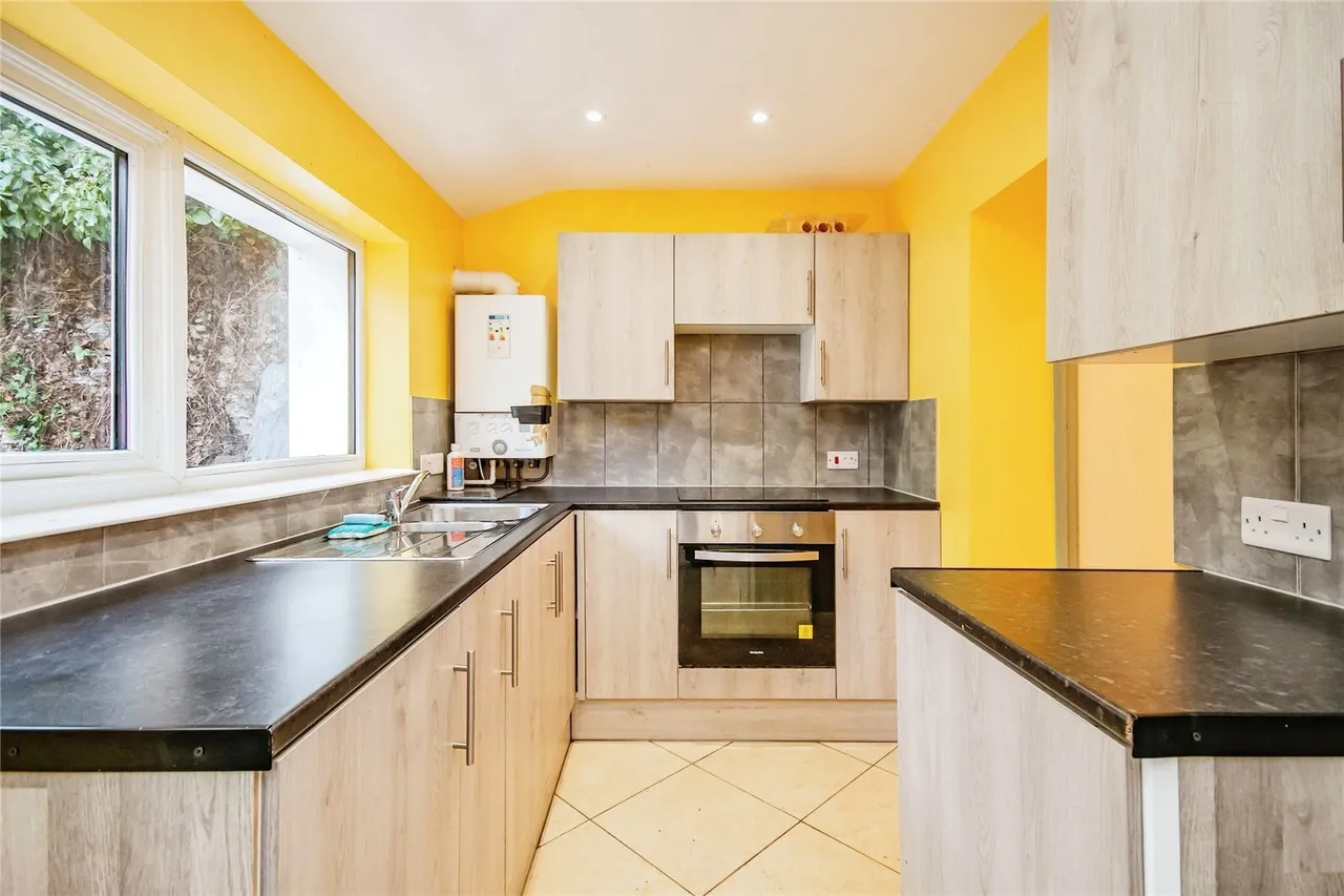 Queens Terrace, Cardigan, SA43, photo 6