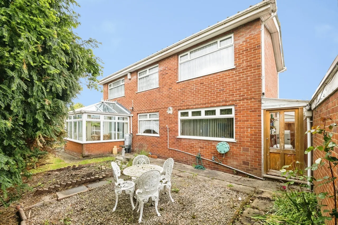 Chase House Gardens, Hornchurch, RM11, photo 34