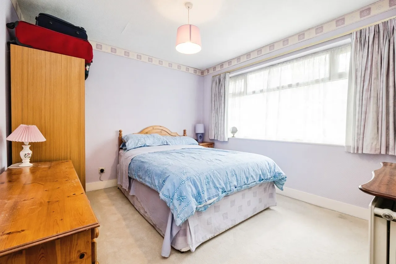 Chase House Gardens, Hornchurch, RM11, photo 24