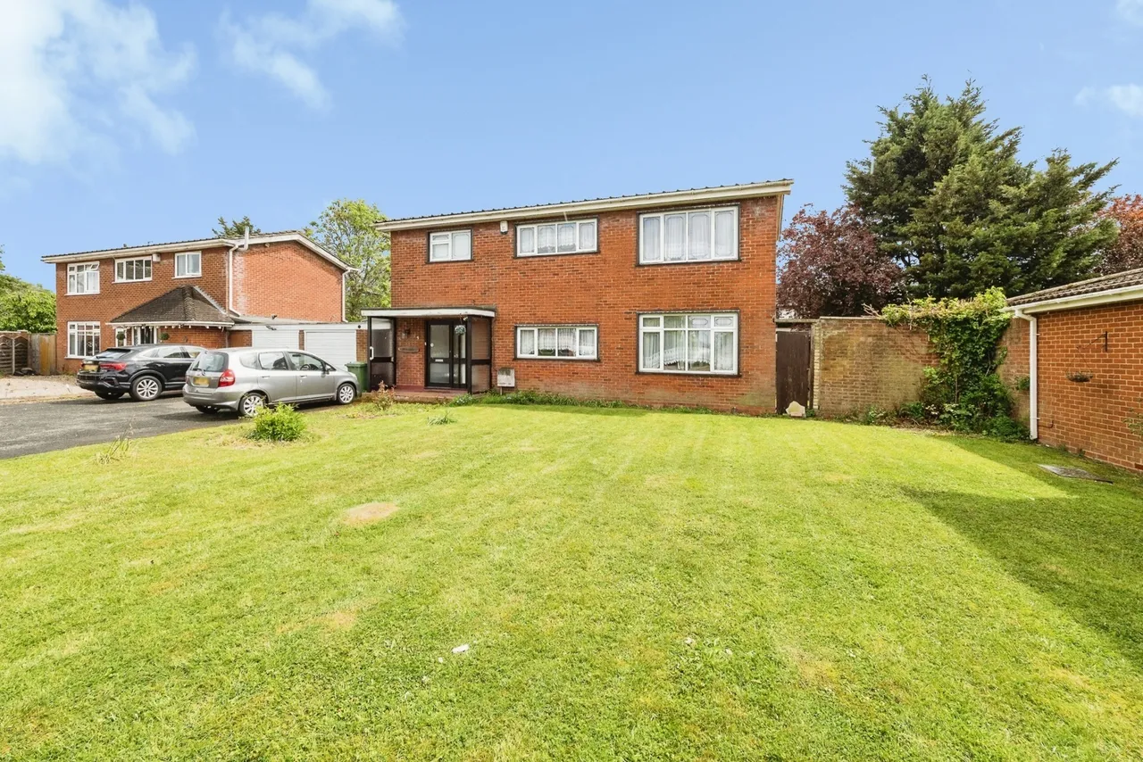 Chase House Gardens, Hornchurch, RM11, photo 37