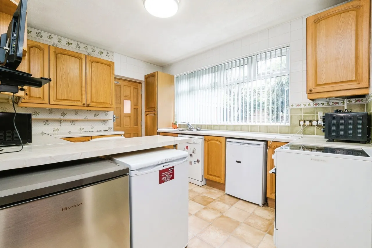 Chase House Gardens, Hornchurch, RM11, photo 11