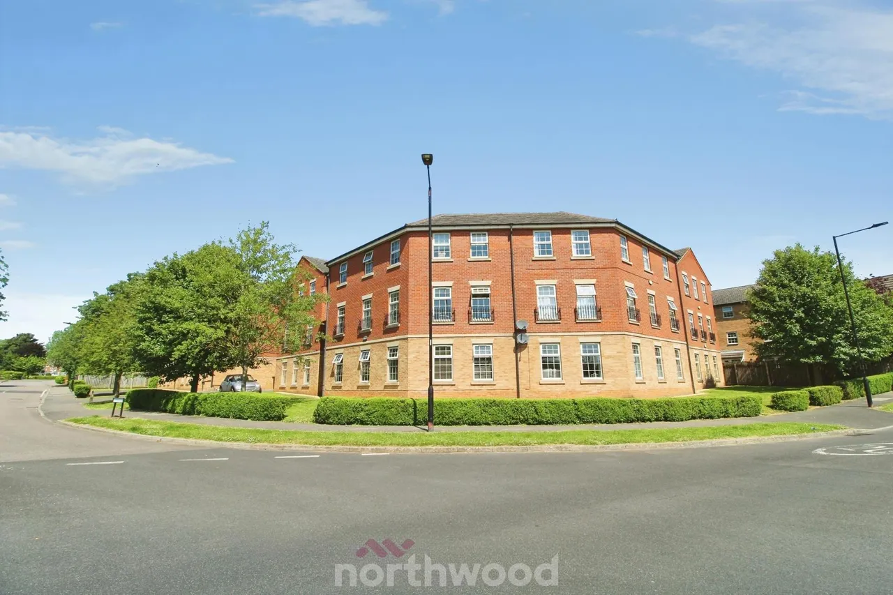 2 bed flat for sale, Brander Close, Balby, DN4