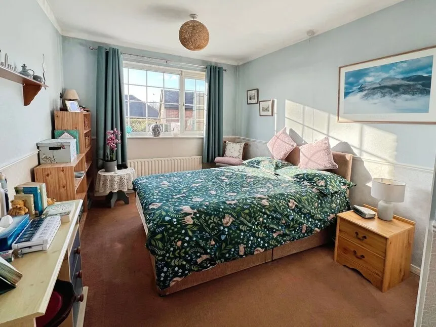 Netherlands Avenue, Odsal, West Yorkshire, BD12, photo 8