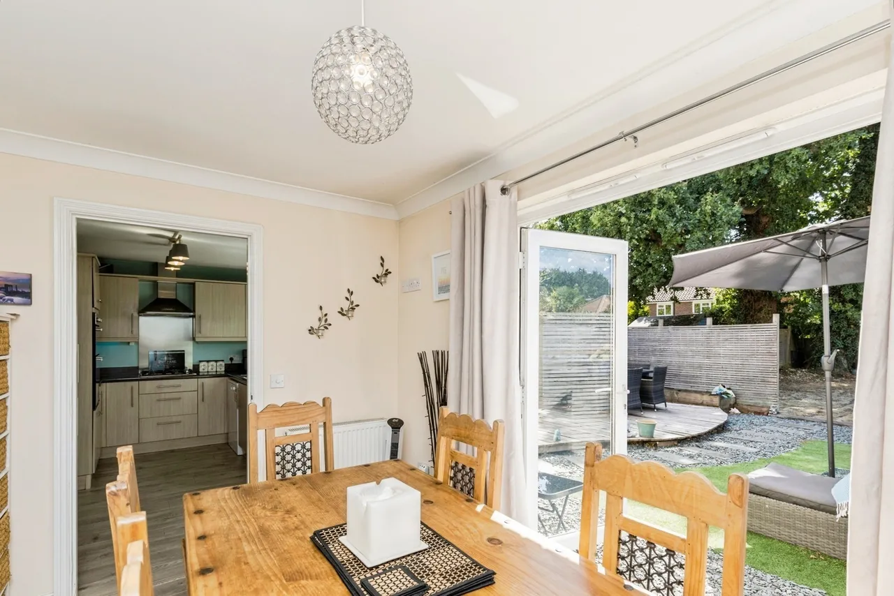 Trist Way, Ifield, RH11, photo 10