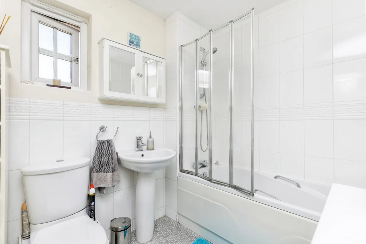 Trist Way, Ifield, RH11, photo 14
