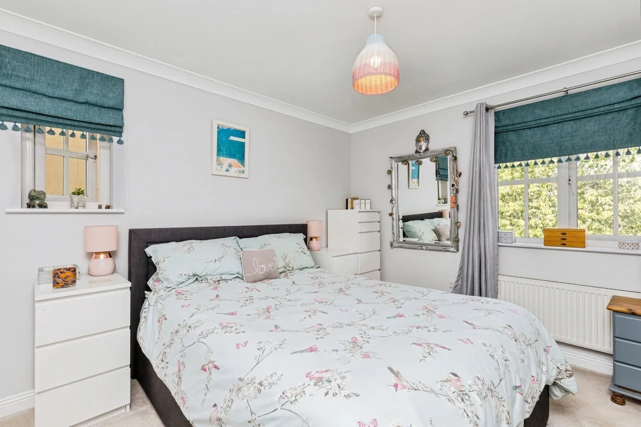Trist Way, Ifield, RH11, photo 11
