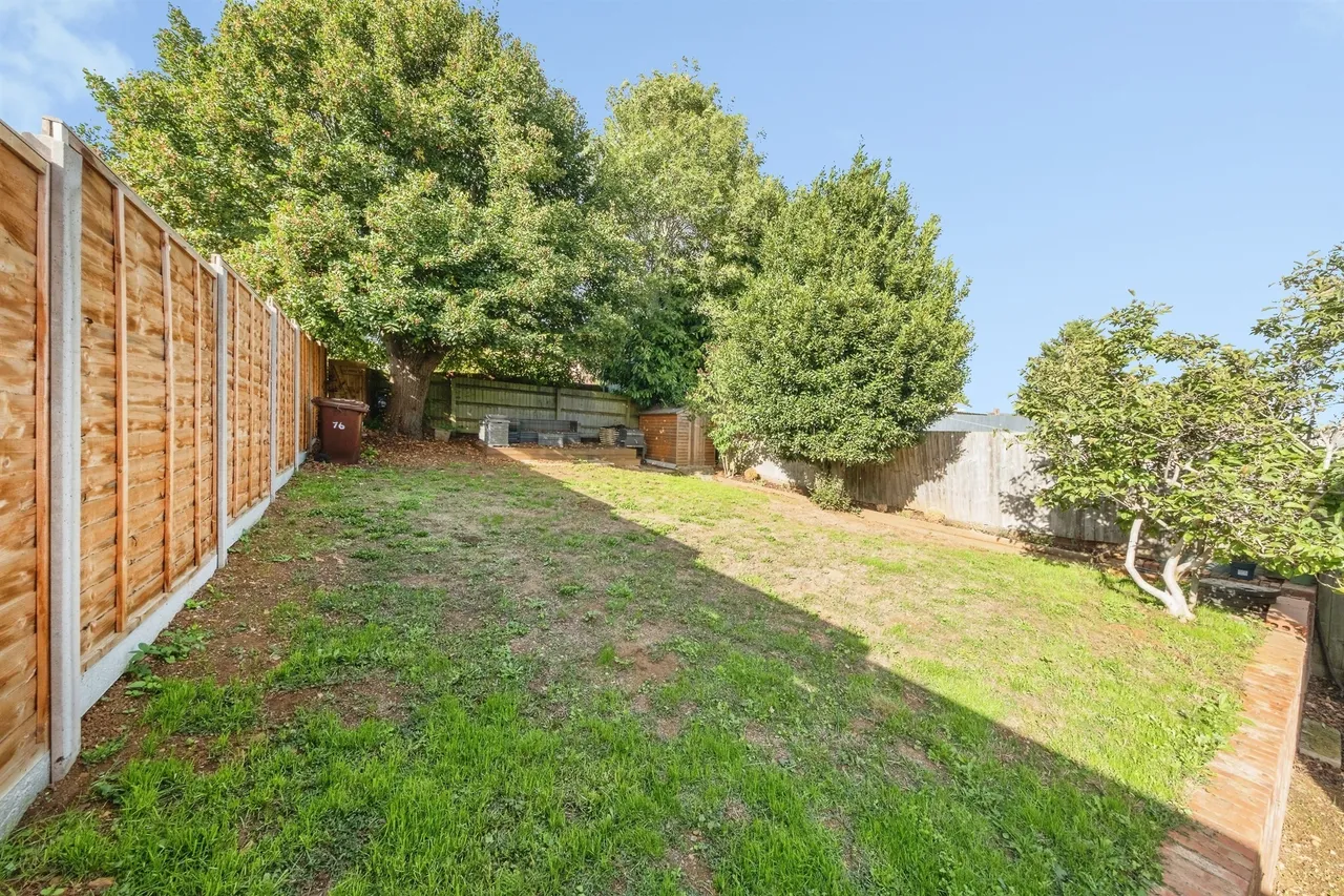 Prescott Avenue, Banbury, OX16, photo 4