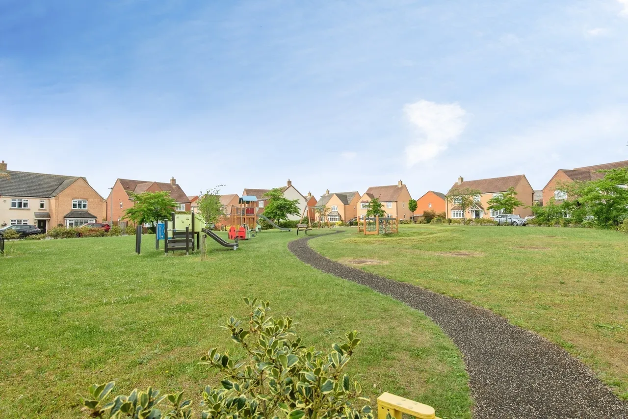 Redwing Croft, Lower Stondon, Henlow, Bedfordshire, SG16, photo 19