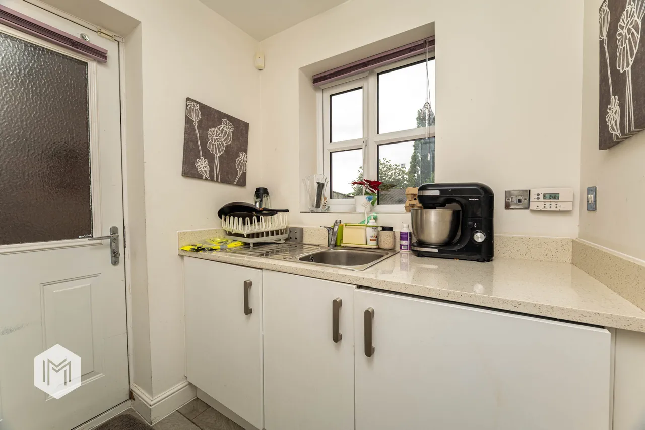 Wilpshire Close, BURY, Bury, BL9 9FU, photo 10