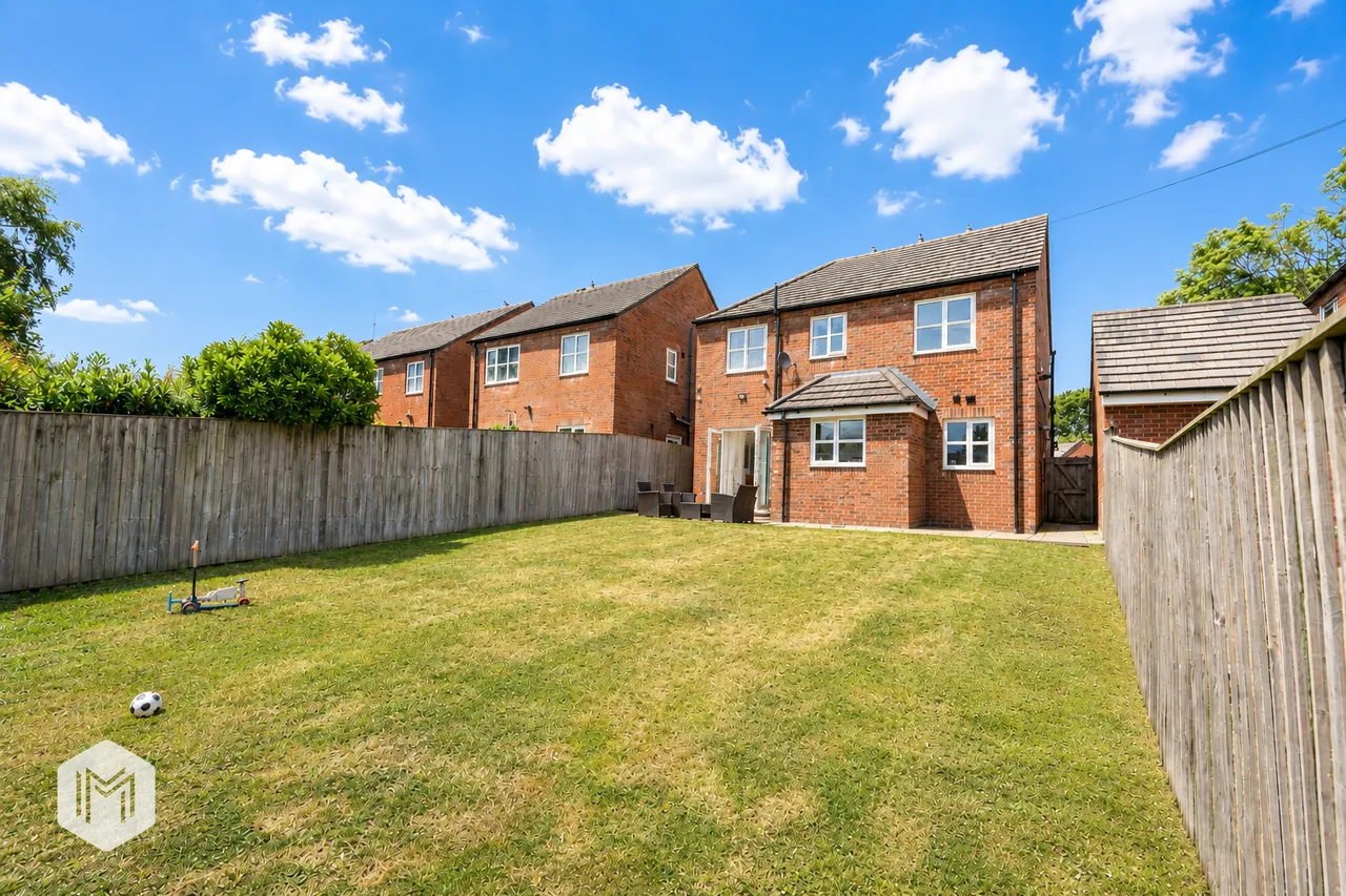 Wilpshire Close, BURY, Bury, BL9 9FU, photo 19