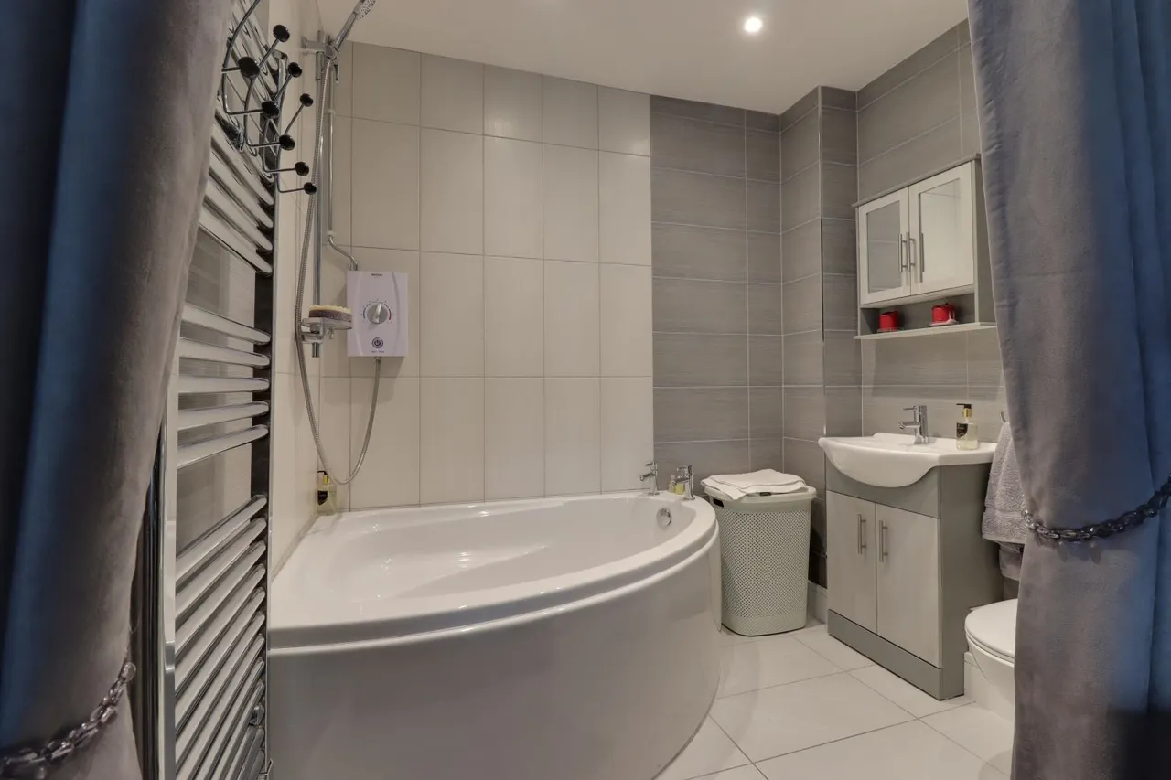 Esplanade House Esplanade, Porthcawl, CF36, photo 14