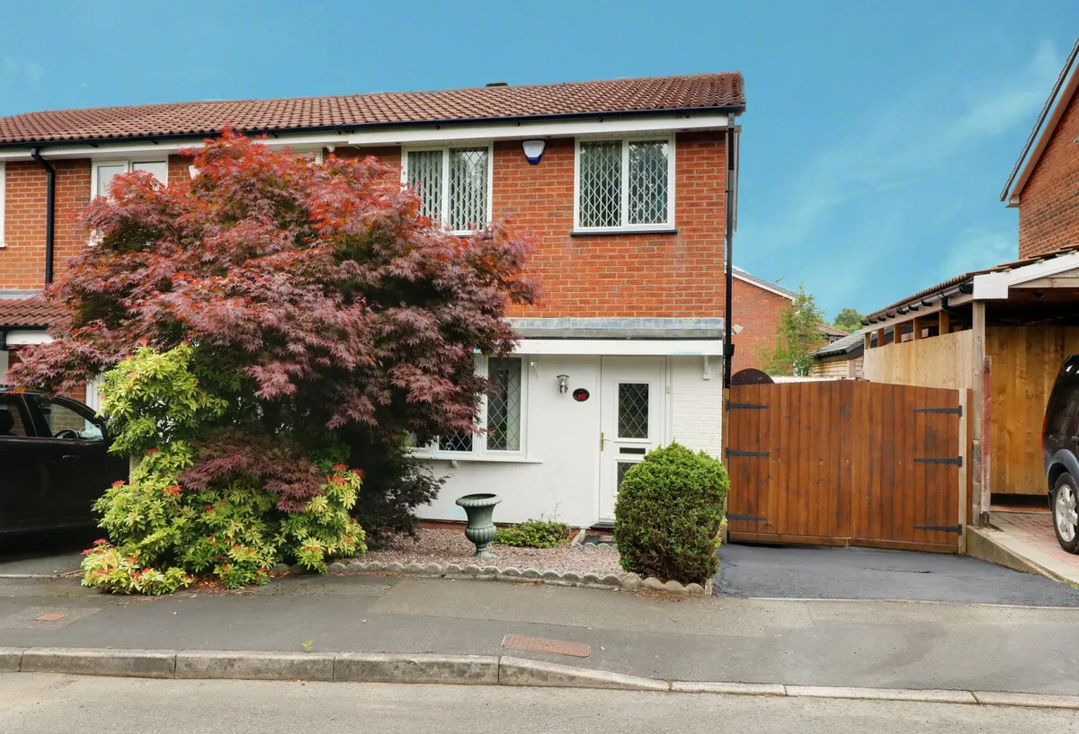 2 bed property for sale, Clares Lane Close, Telford