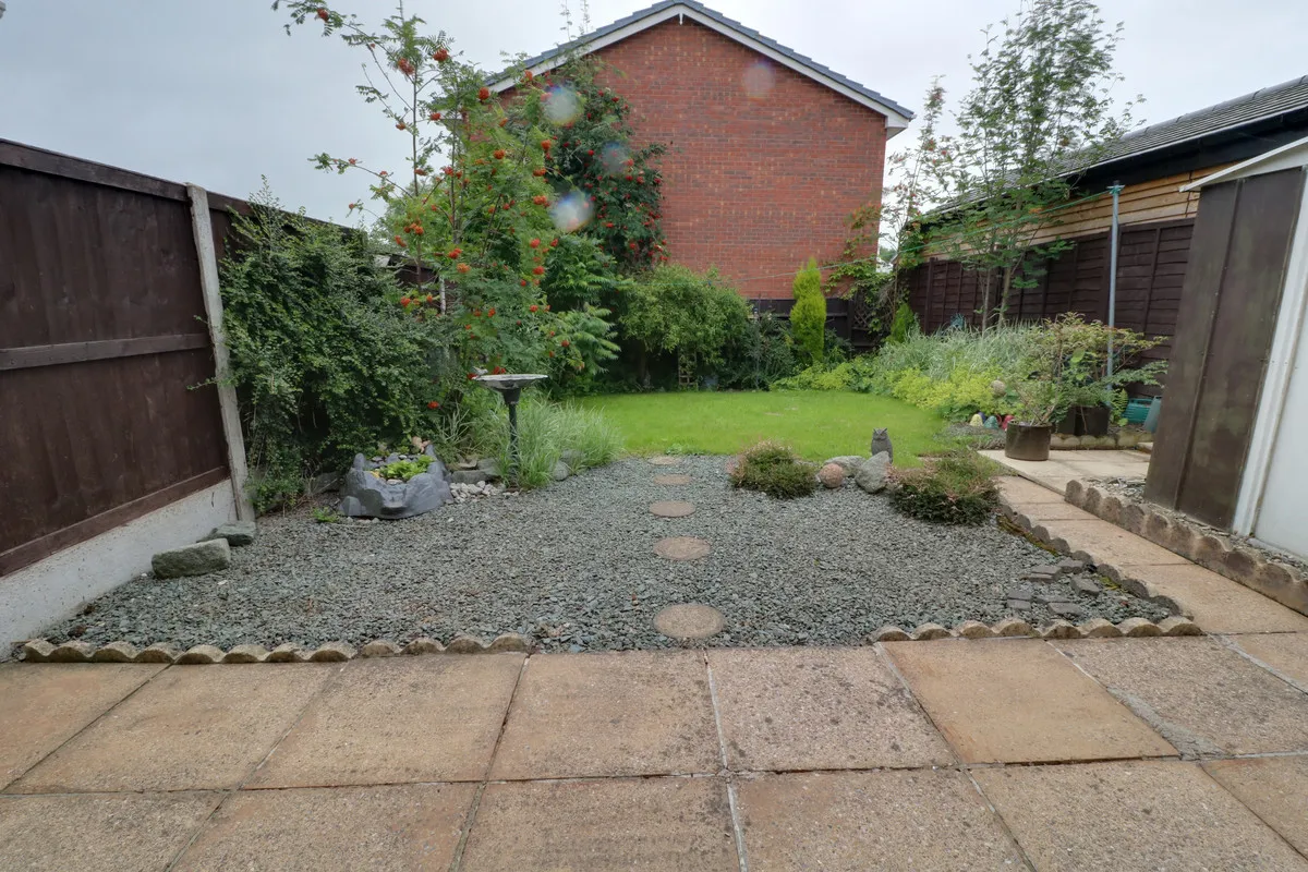 Clares Lane Close, Telford, photo 16