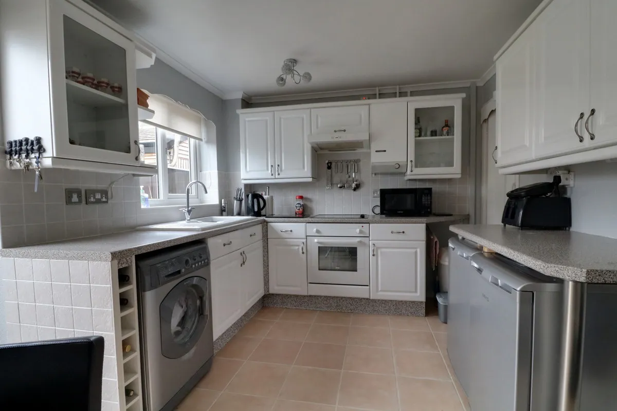 Clares Lane Close, Telford, photo 6