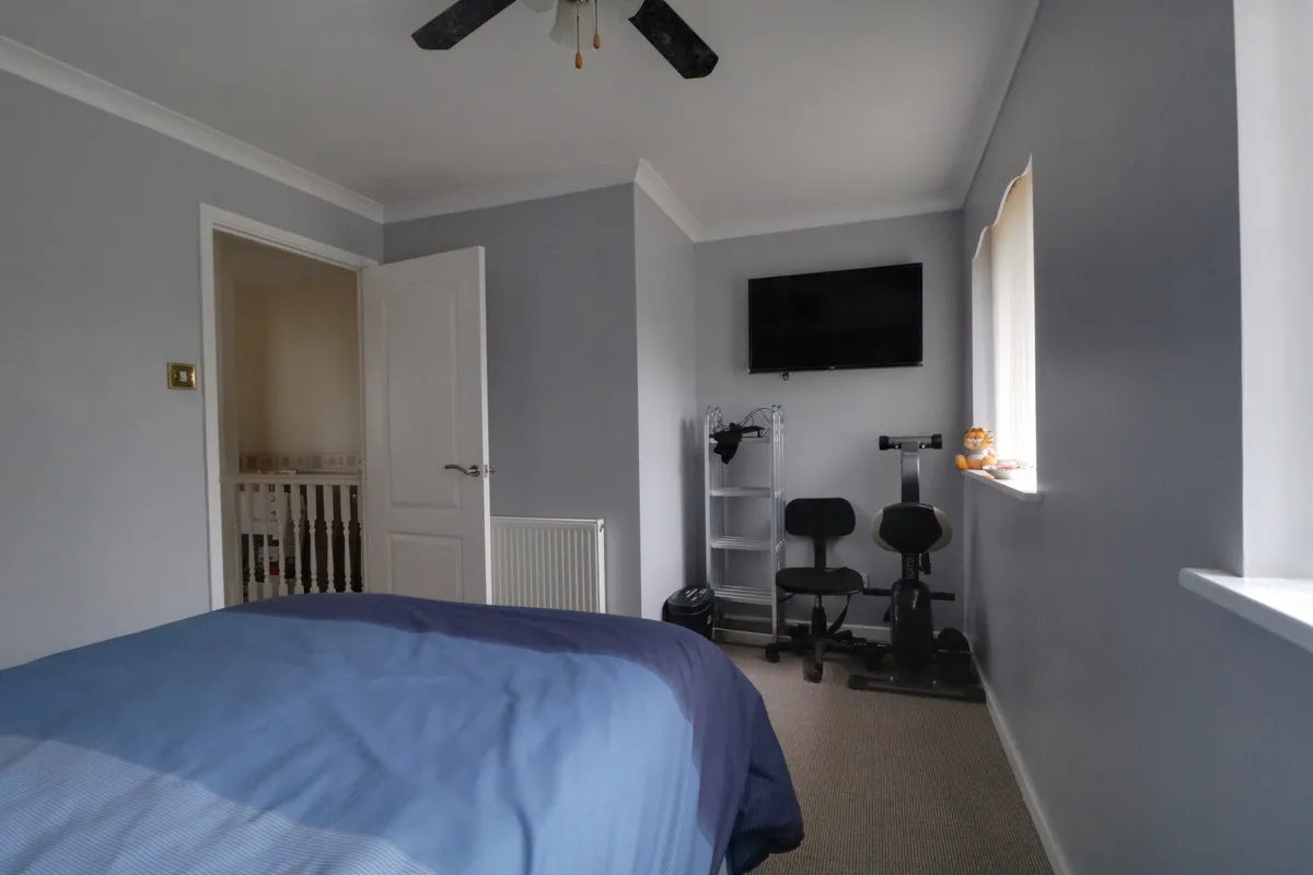 Clares Lane Close, Telford, photo 11